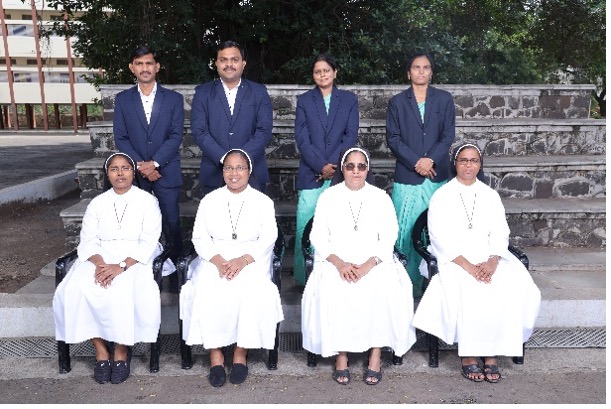 Latte%20and%20croissant